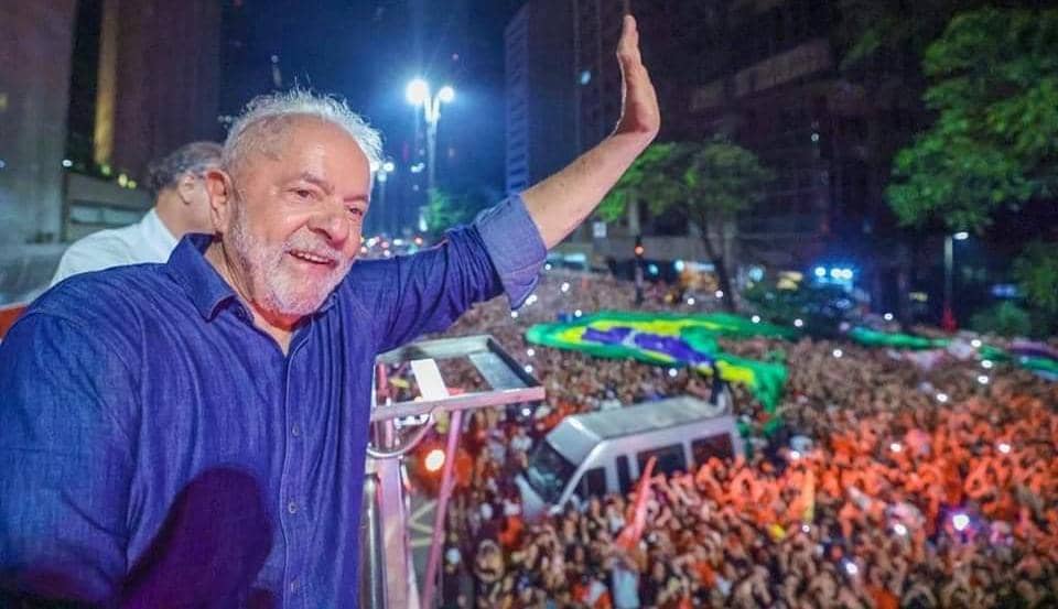 <em>Brésil : sécurité maximale pour l'investiture de Lula après une tentative d'attentat</em>